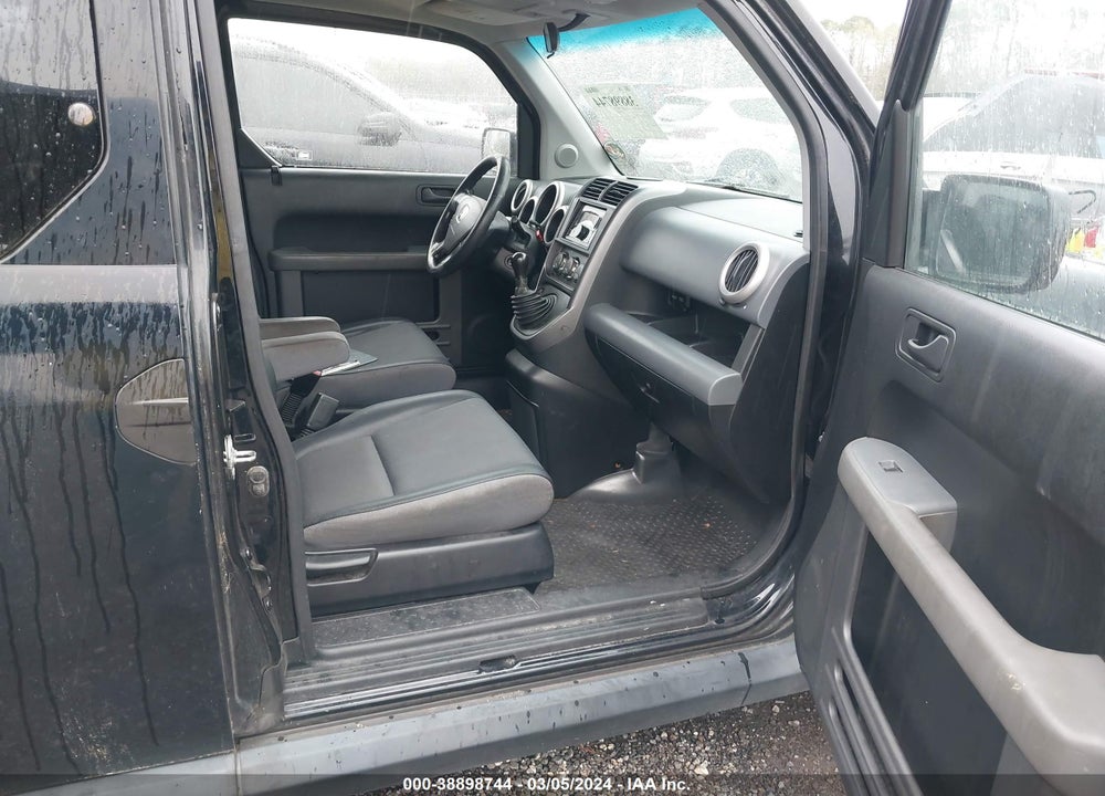 2006 HONDA ELEMENT EX VIN: 5J6YH176X6L000486