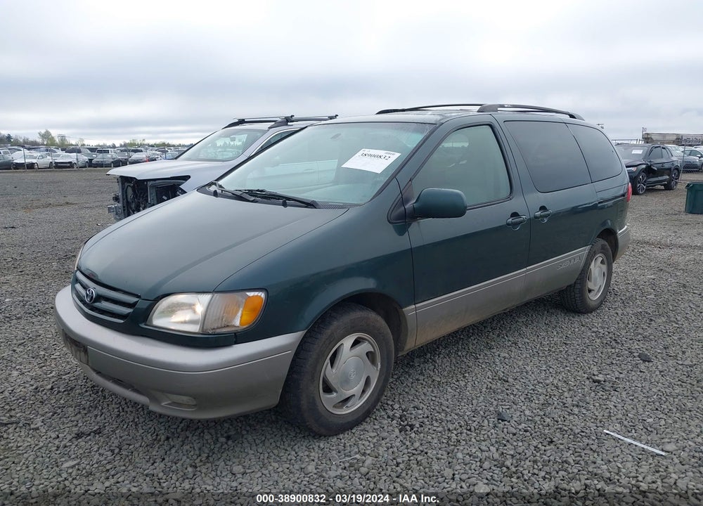 2003 TOYOTA SIENNA XLE VIN: 4T3ZF13C83U532131