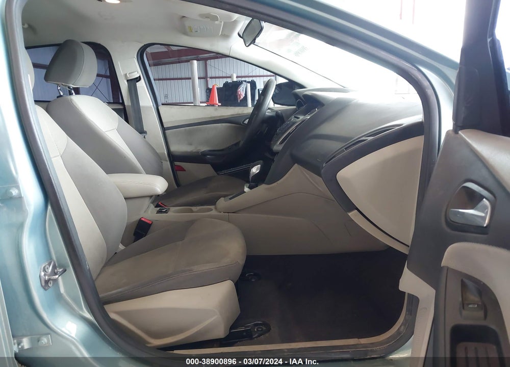 2012 FORD FOCUS SE VIN: 1FAHP3K28CL452625