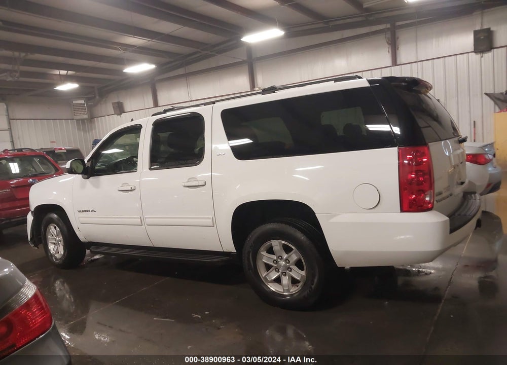 2011 GMC YUKON XL 1500 SLT VIN: 1GKS2KE35BR189295