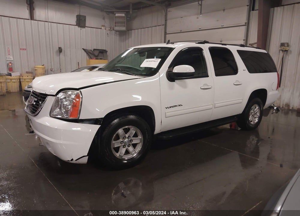 2011 GMC YUKON XL 1500 SLT VIN: 1GKS2KE35BR189295