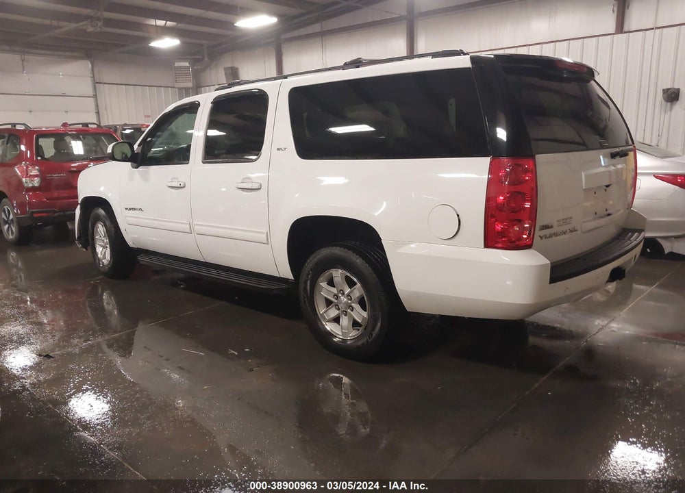 2011 GMC YUKON XL 1500 SLT VIN: 1GKS2KE35BR189295