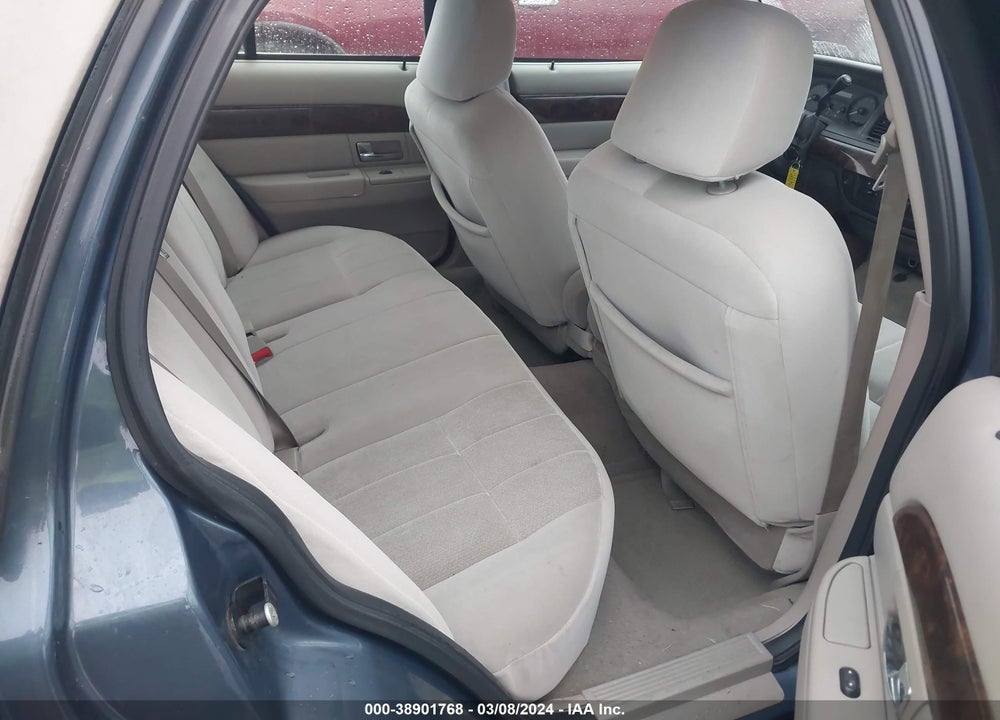 2008 MERCURY GRAND MARQUIS GS VIN: 2MEFM74V28X602956