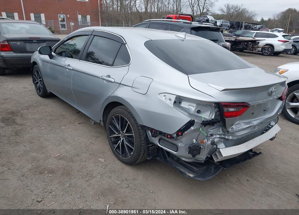 2022 TOYOTA CAMRY VIN: 4T1G11BK2NU065962