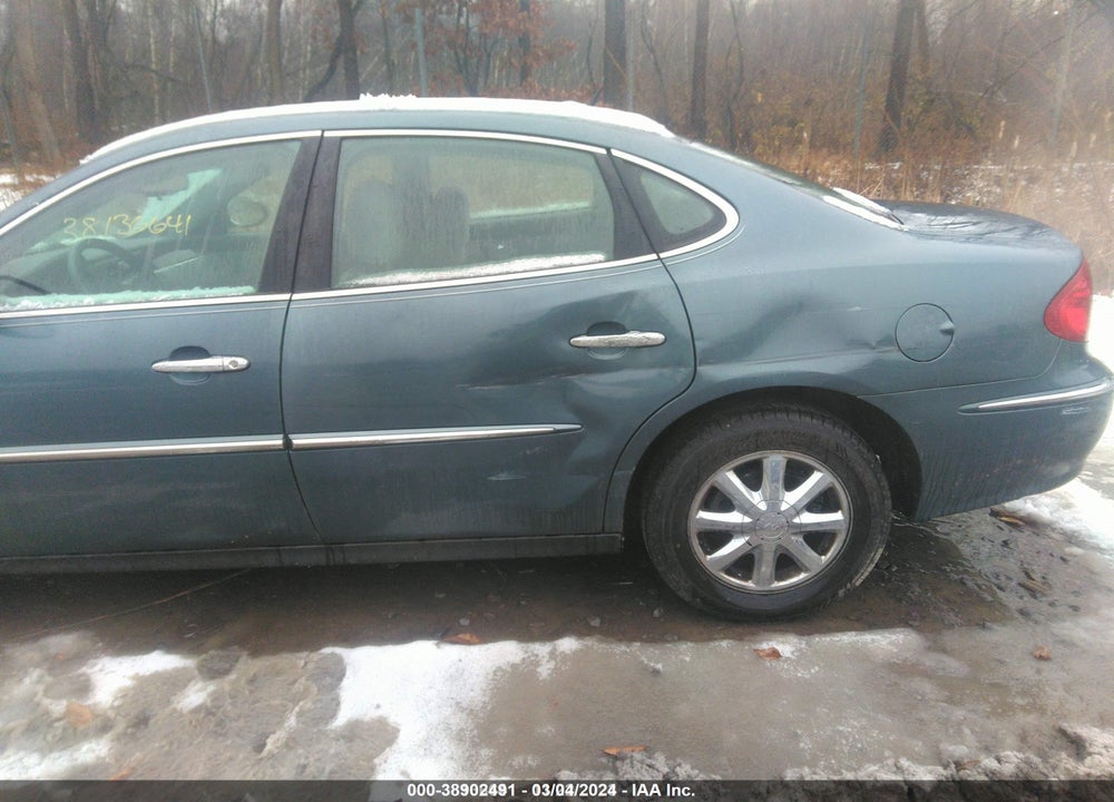 2007 BUICK LACROSSE CX VIN: 2G4WC582071163147
