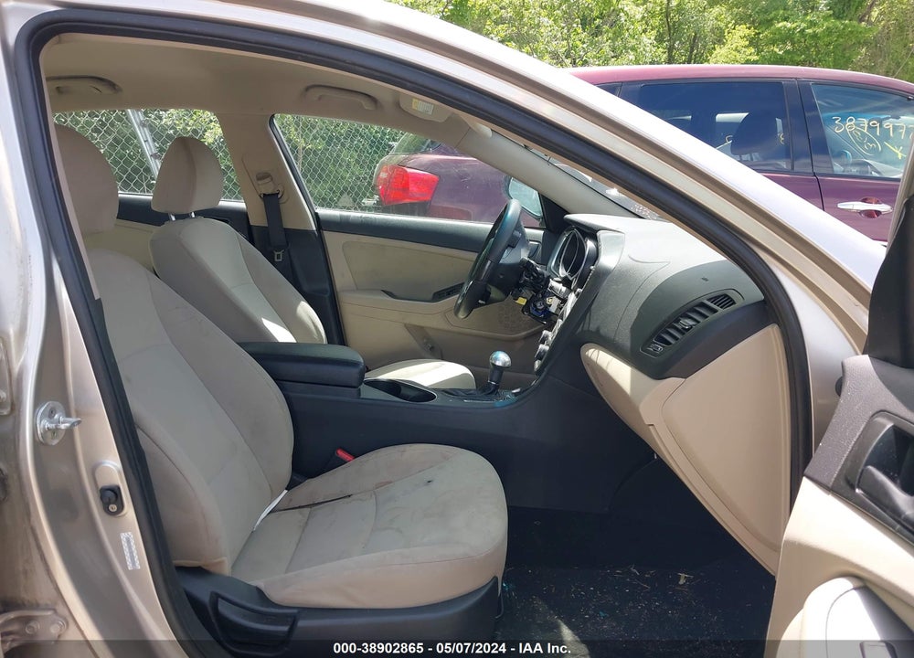 2015 KIA OPTIMA LX VIN: KNAGM4A78F5555941