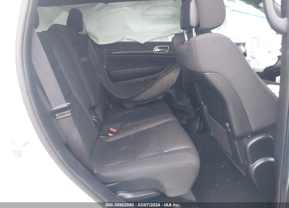 2019 JEEP GRAND CHEROKEE LAREDO E 4X4 VIN: 1C4RJFAG8KC826325