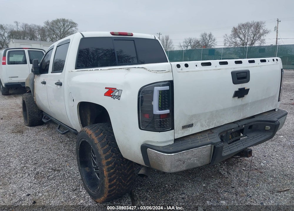 2011 CHEVROLET SILVERADO 1500 WORK TRUCK VIN: 3GCPKPE34BG389955
