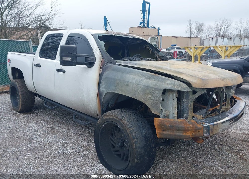 2011 CHEVROLET SILVERADO 1500 WORK TRUCK VIN: 3GCPKPE34BG389955