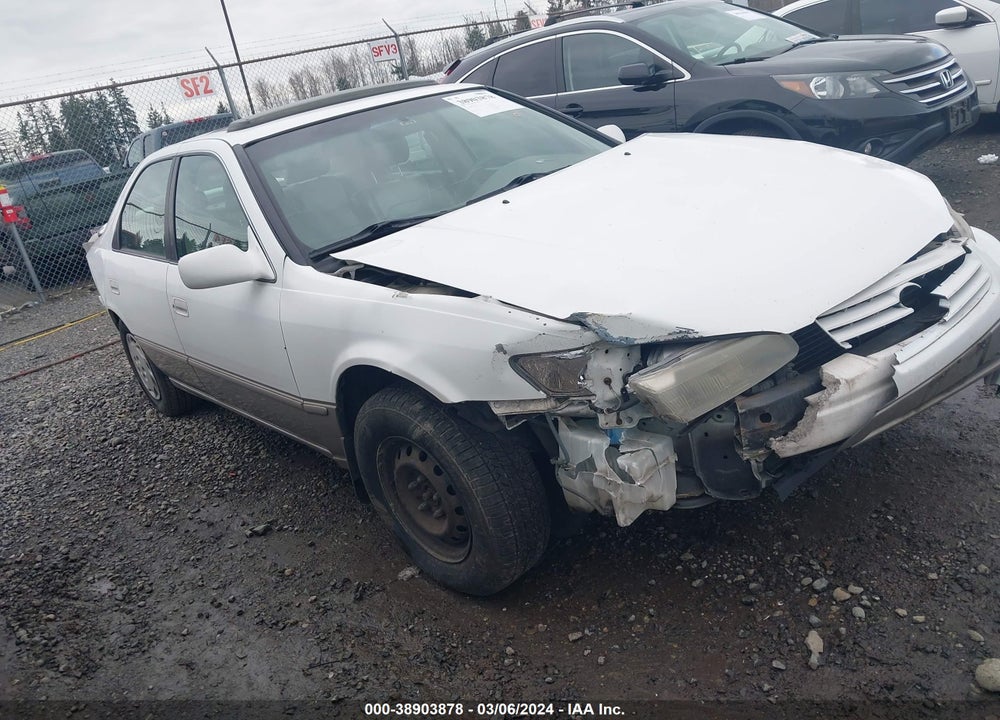 1999 TOYOTA CAMRY LE VIN: 4T1BG28K3XU891972