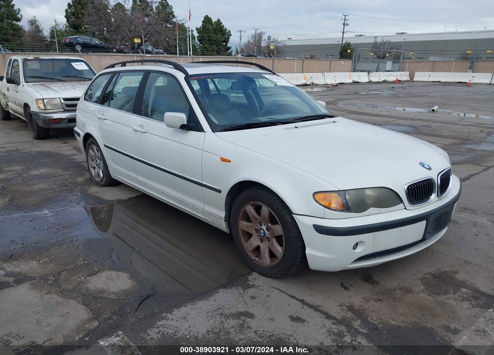2004 BMW 325IT VIN: WBAEN33494PC12870