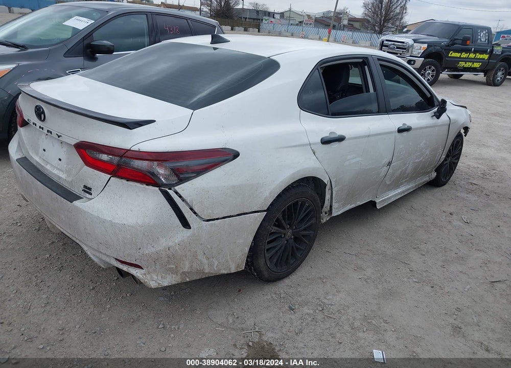 2021 TOYOTA CAMRY SE NIGHTSHADE EDITION AWD VIN: 4T1G11BK5MU021923