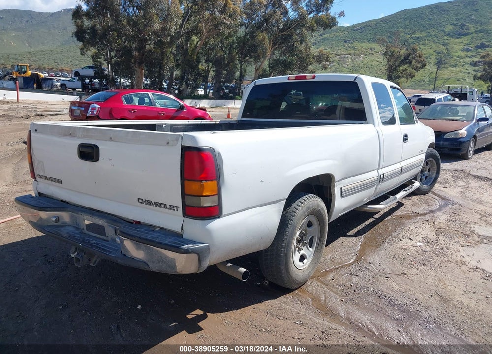 2001 CHEVROLET SILVERADO 1500 LS VIN: 1GCEC19T71E169520