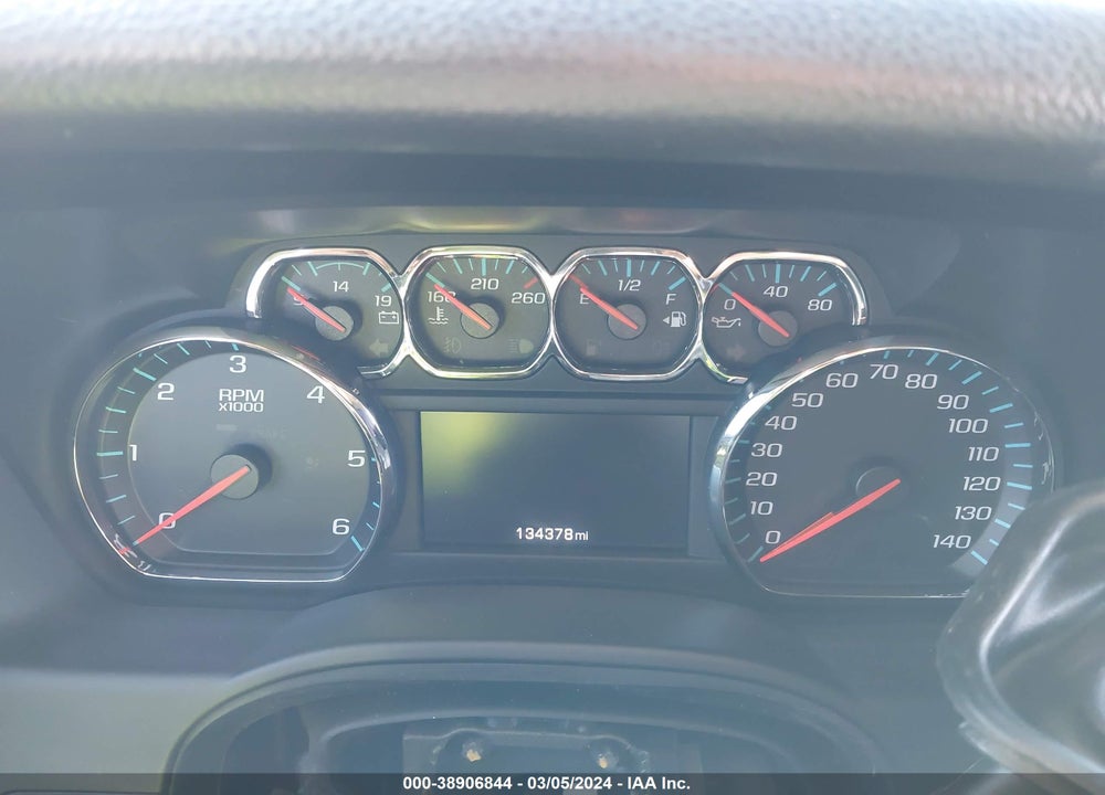 2017 CHEVROLET SUBURBAN LT VIN: 1GNSCHKC3HR221774