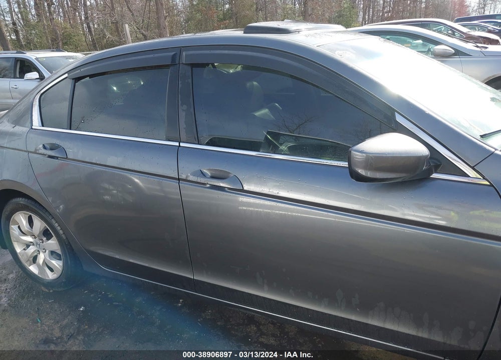 2010 HONDA ACCORD 2.4 EX-L VIN: 1HGCP2F8XAA077103