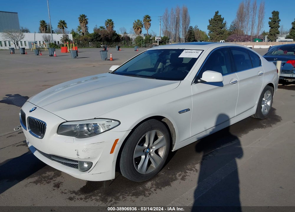 2013 BMW 5 SERIES VIN: WBAXG5C55DD229025