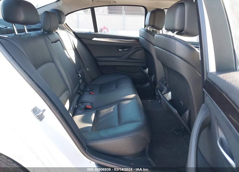2013 BMW 5 SERIES VIN: WBAXG5C55DD229025