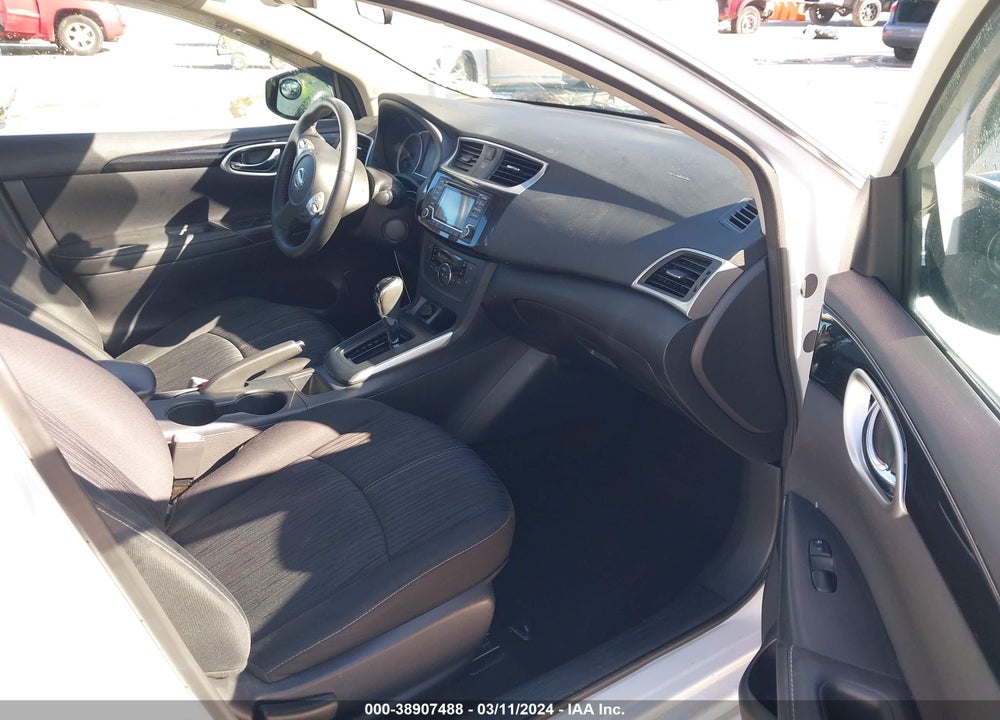 2018 NISSAN SENTRA SV VIN: 3N1AB7AP3JL626992
