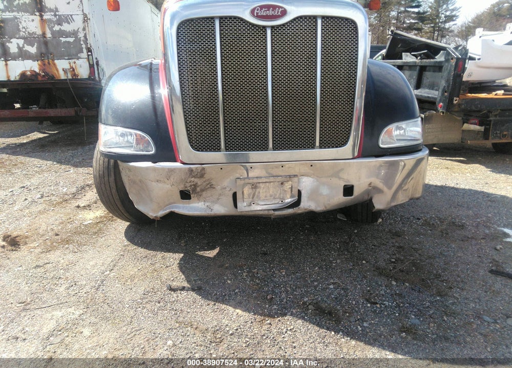 2010 PETERBILT 386 VIN: 1XPHD40X8AD798008