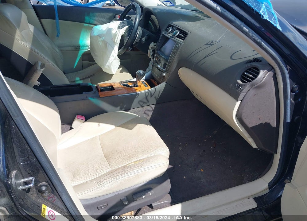 2009 LEXUS IS 250 VIN: JTHBK262795095324