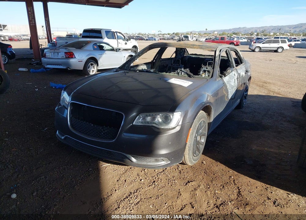 2019 CHRYSLER 300 TOURING VIN: 2C3CCAAG9KH568739