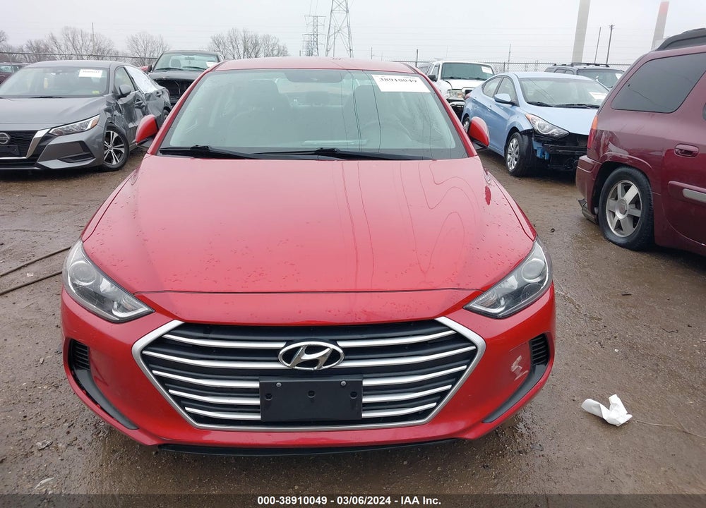 2018 HYUNDAI ELANTRA SEL VIN: 5NPD84LF8JH355584