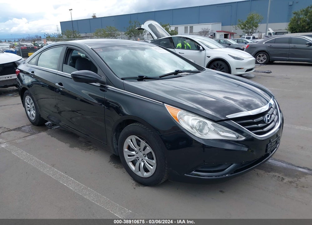 2013 HYUNDAI SONATA GLS VIN: 5NPEB4AC9DH537863
