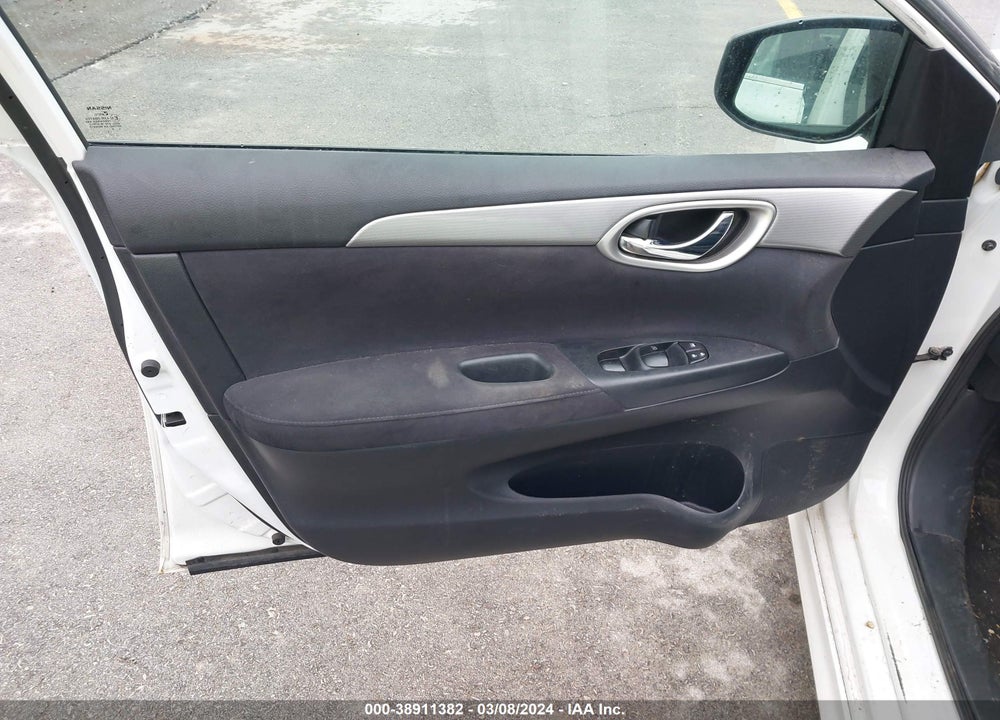 2013 NISSAN SENTRA SR VIN: 3N1AB7AP3DL745291