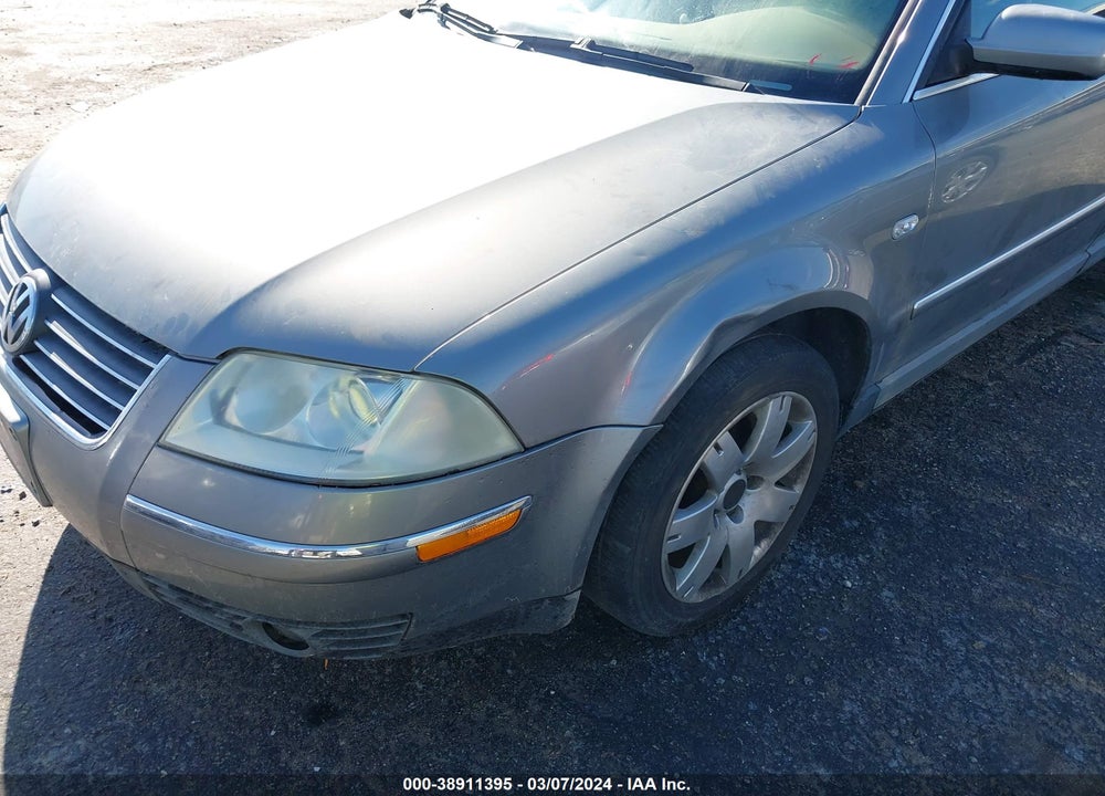 2003 VOLKSWAGEN PASSAT GLX VIN: WVWRH63B33P436188
