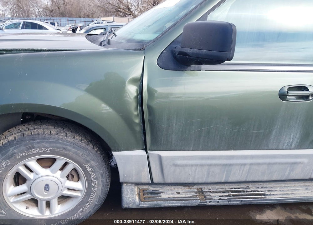 2005 FORD EXPEDITION NBX/XLT VIN: 1FMPU16515LA18536