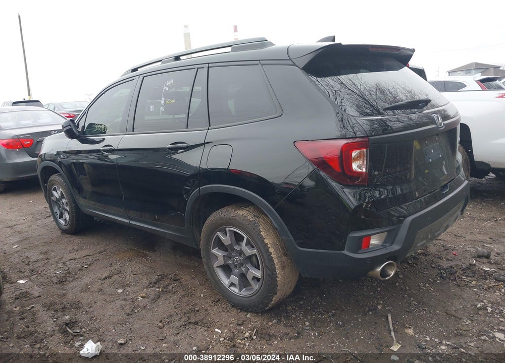 2022 HONDA PASSPORT AWD TRAILSPORT VIN: 5FNYF8H64NB013903