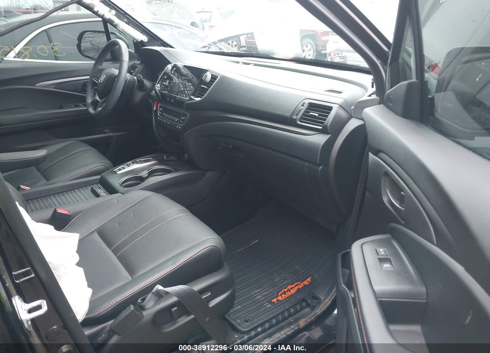 2022 HONDA PASSPORT AWD TRAILSPORT VIN: 5FNYF8H64NB013903
