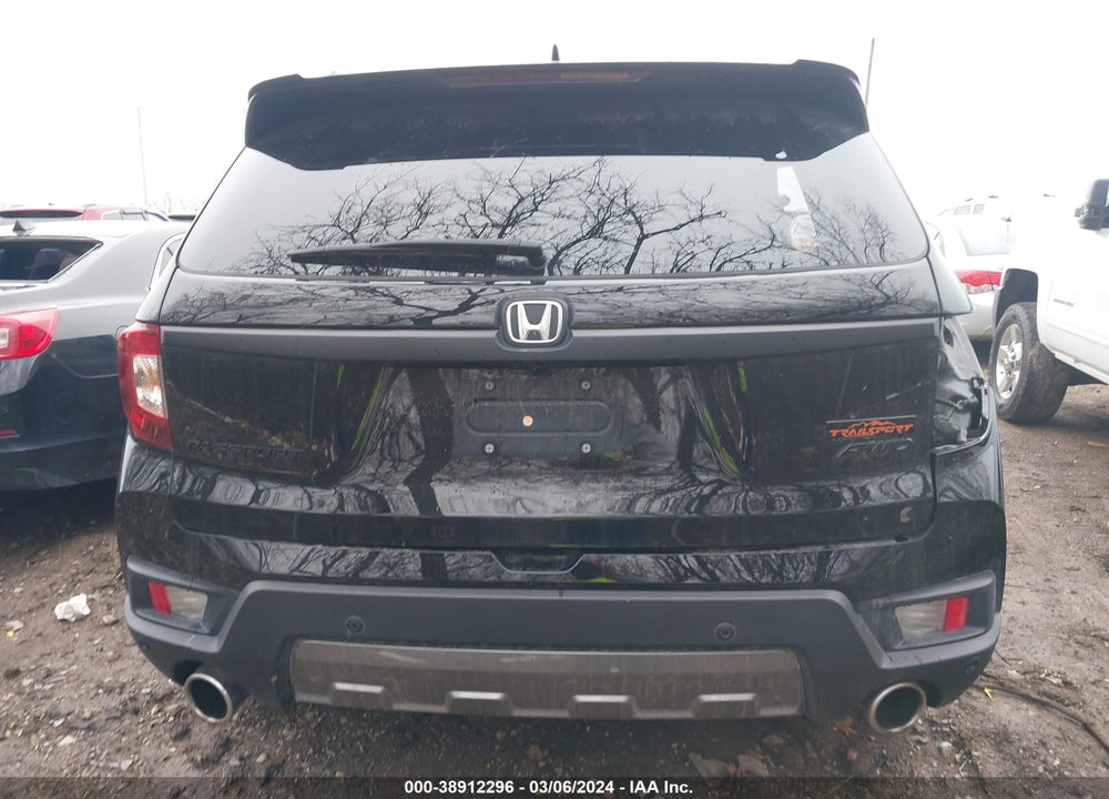 2022 HONDA PASSPORT AWD TRAILSPORT VIN: 5FNYF8H64NB013903