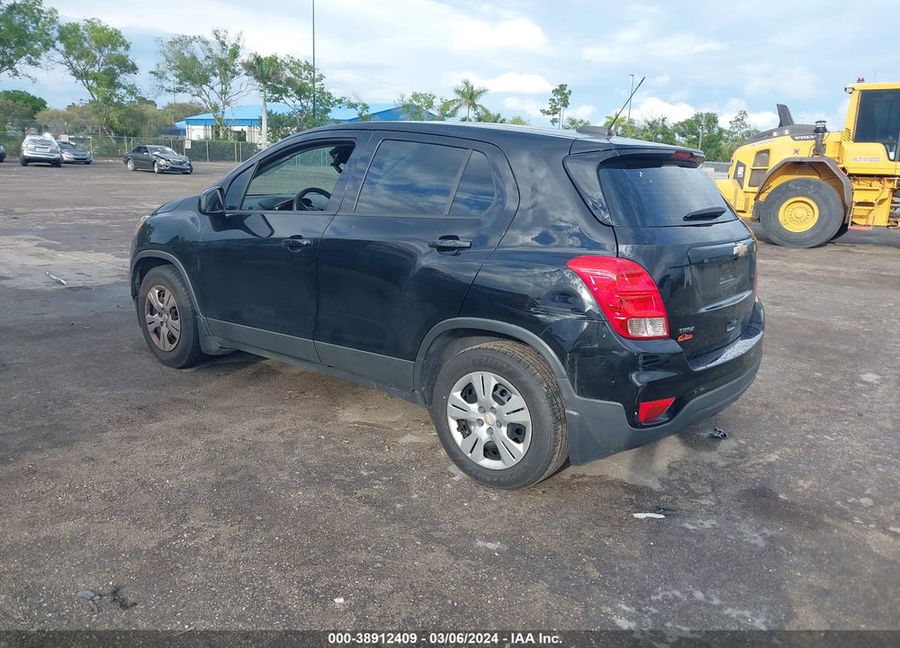 2018 CHEVROLET TRAX LS VIN: 3GNCJKSB1JL269561