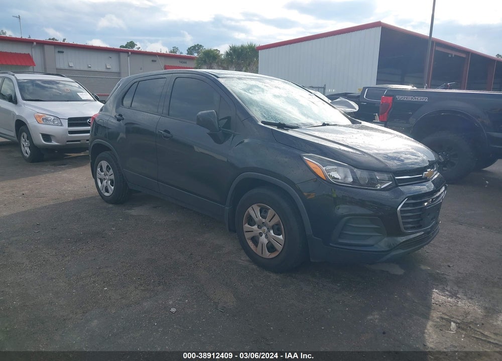 2018 CHEVROLET TRAX LS VIN: 3GNCJKSB1JL269561