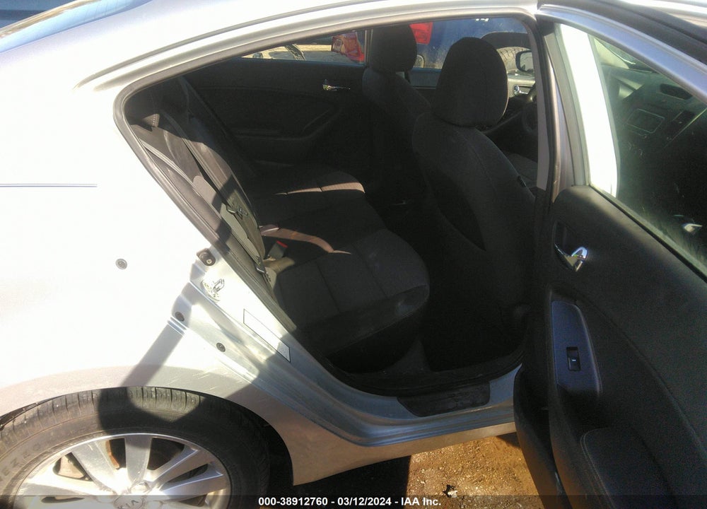 2014 KIA FORTE LX VIN: KNAFX4A67E5236457