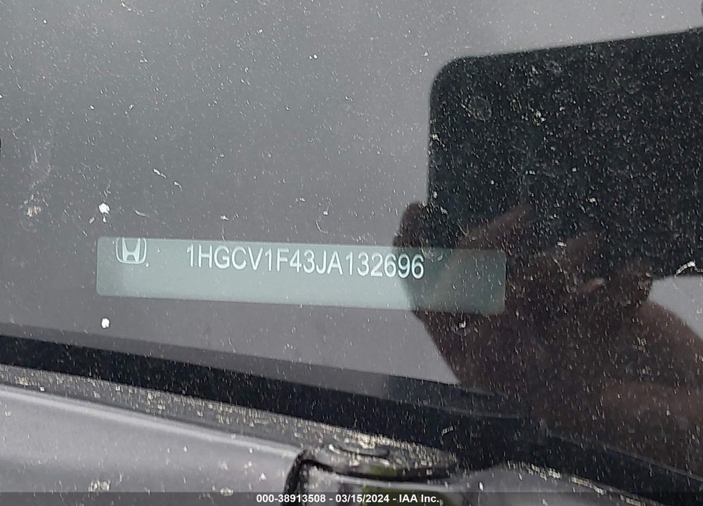 2018 HONDA ACCORD EX VIN: 1HGCV1F43JA132696
