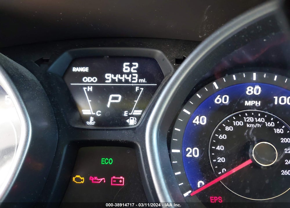 2013 HYUNDAI ELANTRA VIN: 5NPDH4AE8DH373890
