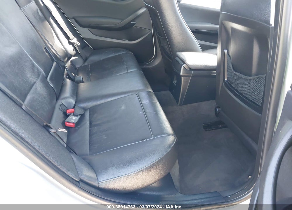 2015 BMW X1 XDRIVE28I VIN: WBAVL1C52FVY33057