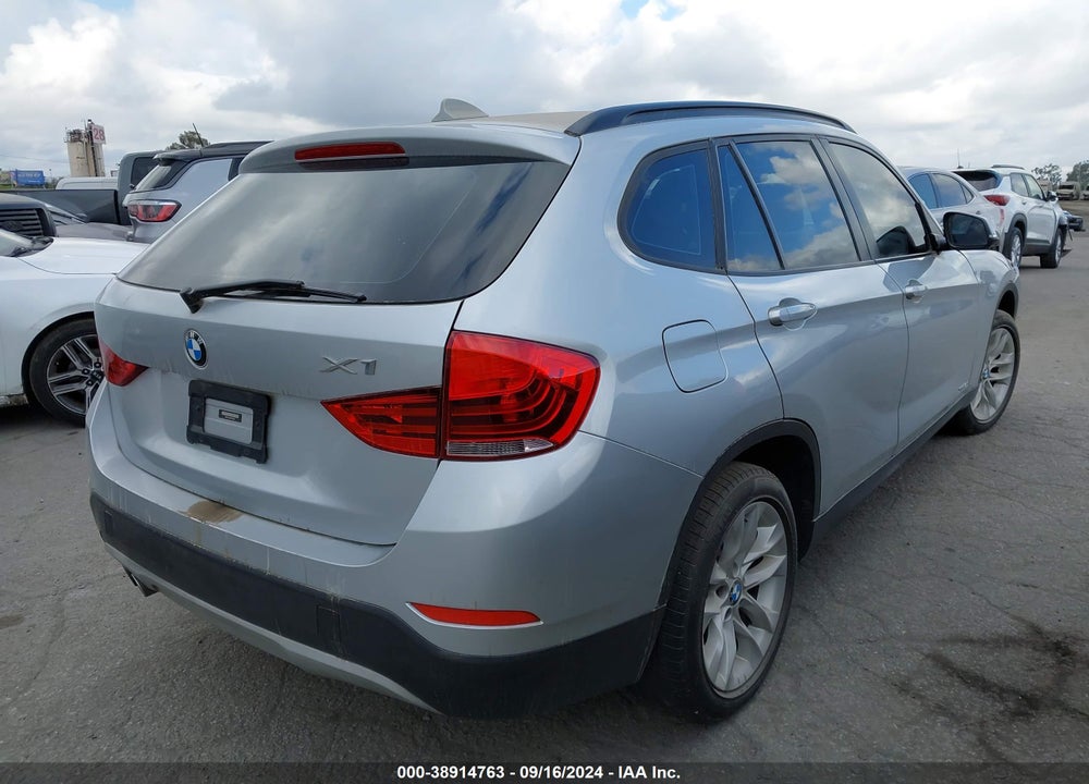 2015 BMW X1 XDRIVE28I VIN: WBAVL1C52FVY33057