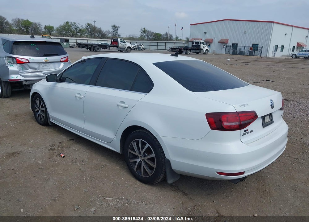 2017 VOLKSWAGEN JETTA 1.4T SE VIN: 3VWDB7AJ4HM200946