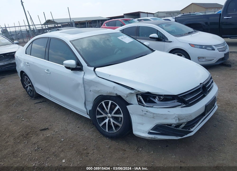 2017 VOLKSWAGEN JETTA 1.4T SE VIN: 3VWDB7AJ4HM200946