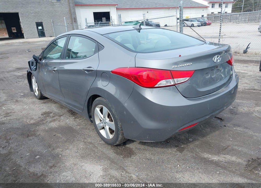 2013 HYUNDAI ELANTRA GLS VIN: 5NPDH4AEXDH312539
