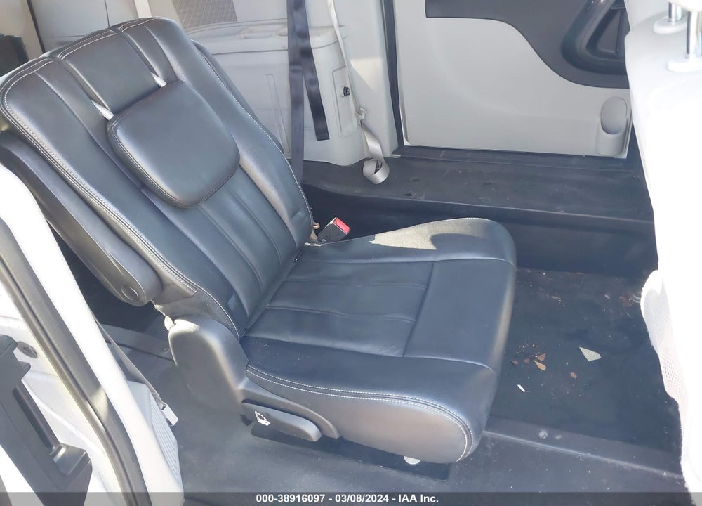 2017 DODGE GRAND CARAVAN SE VIN: 2C7WDGBGXHR828837