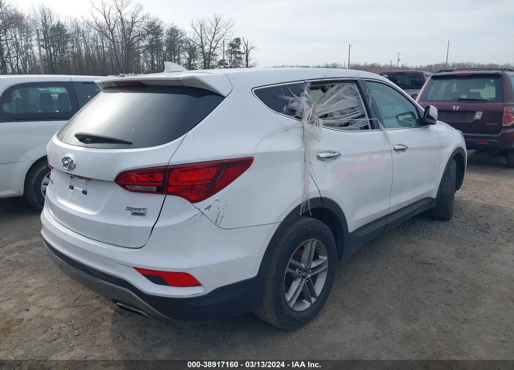 2017 HYUNDAI SANTA FE SPORT 2.4L VIN: 5NMZTDLB7H8000155