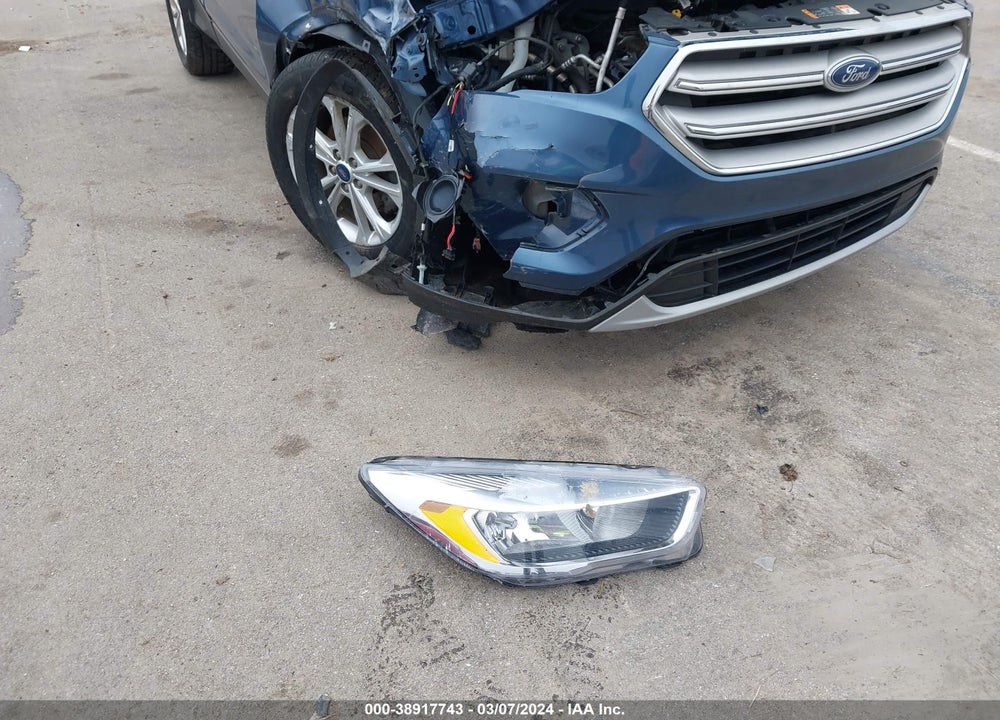 2018 FORD ESCAPE SE VIN: 1FMCU0GD7JUC87126