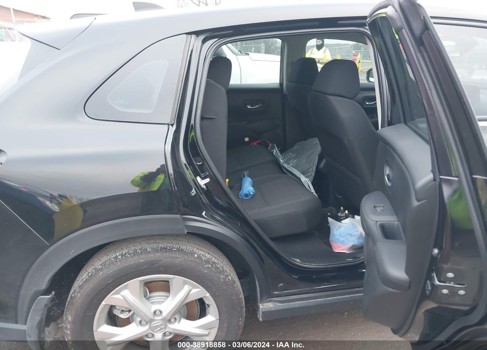 2024 HONDA HR-V 2WD LX VIN: 3CZRZ1H32RM714038