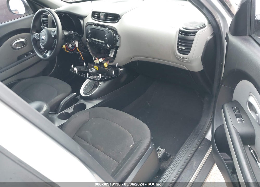 2017 KIA SOUL VIN: KNDJN2A2XH7504379