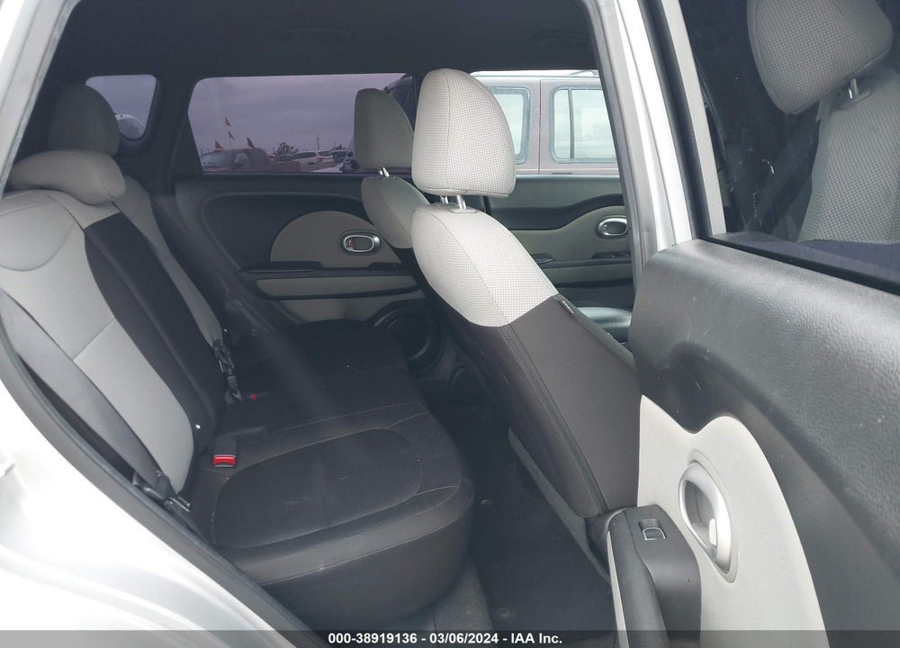 2017 KIA SOUL VIN: KNDJN2A2XH7504379