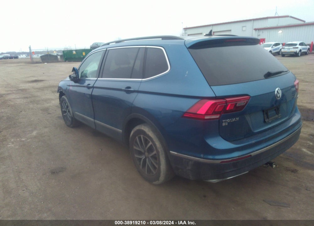 2020 VOLKSWAGEN TIGUAN VIN: 3VV2B7AXXLM029631